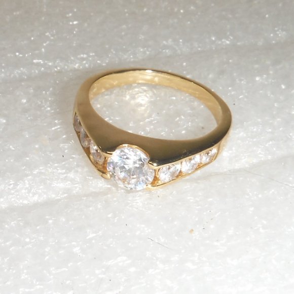 Gemstone Engagement Style Fashion Ring - Picture 3 of 4